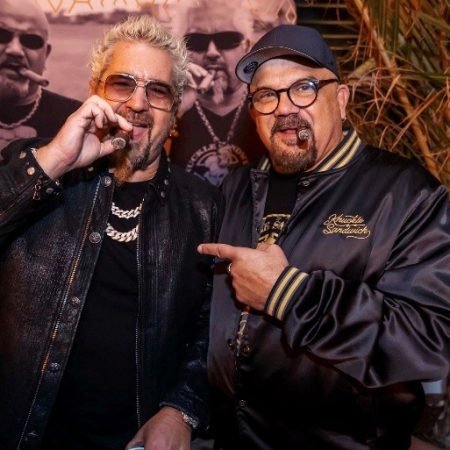 Espinosa e Guy Fieri